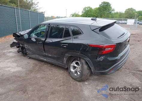 2025 Chevrolet Trax Fwd Ls z USA, uszkodzony, nr VIN KL77LFEP6SC193252